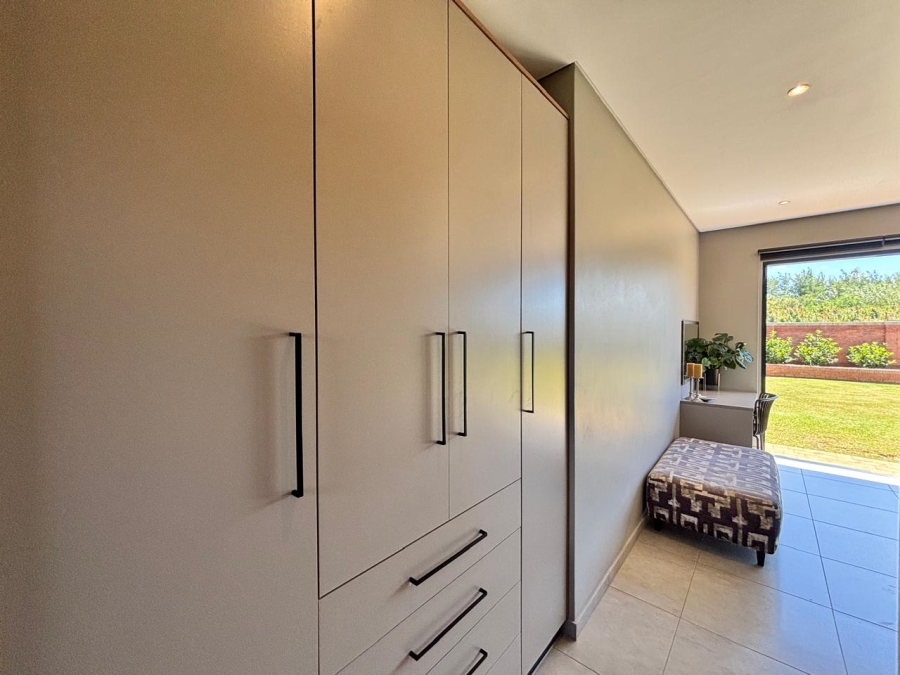 3 Bedroom Property for Sale in Van Der Hoff Park North West